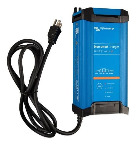 Victron Energy Blue Smart IP22 Charger 24/16 (3)