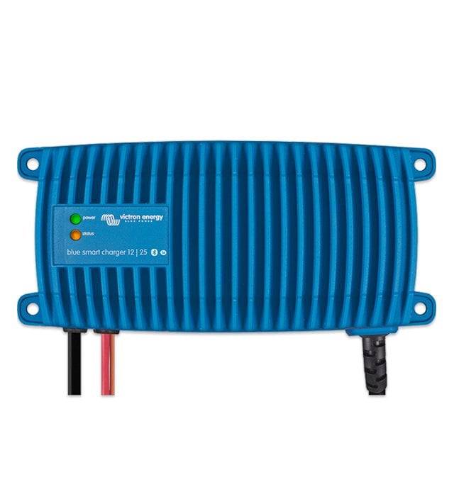 Victron Enerji Blue Smart IP67 Su Geçirmez Şarj Aleti 12/13A Tek Çıkış